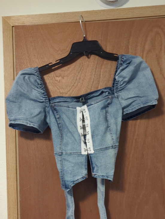Forever 21 Tops - Forever 21 Light Blue Denim Puff-Sleeve Corset Top